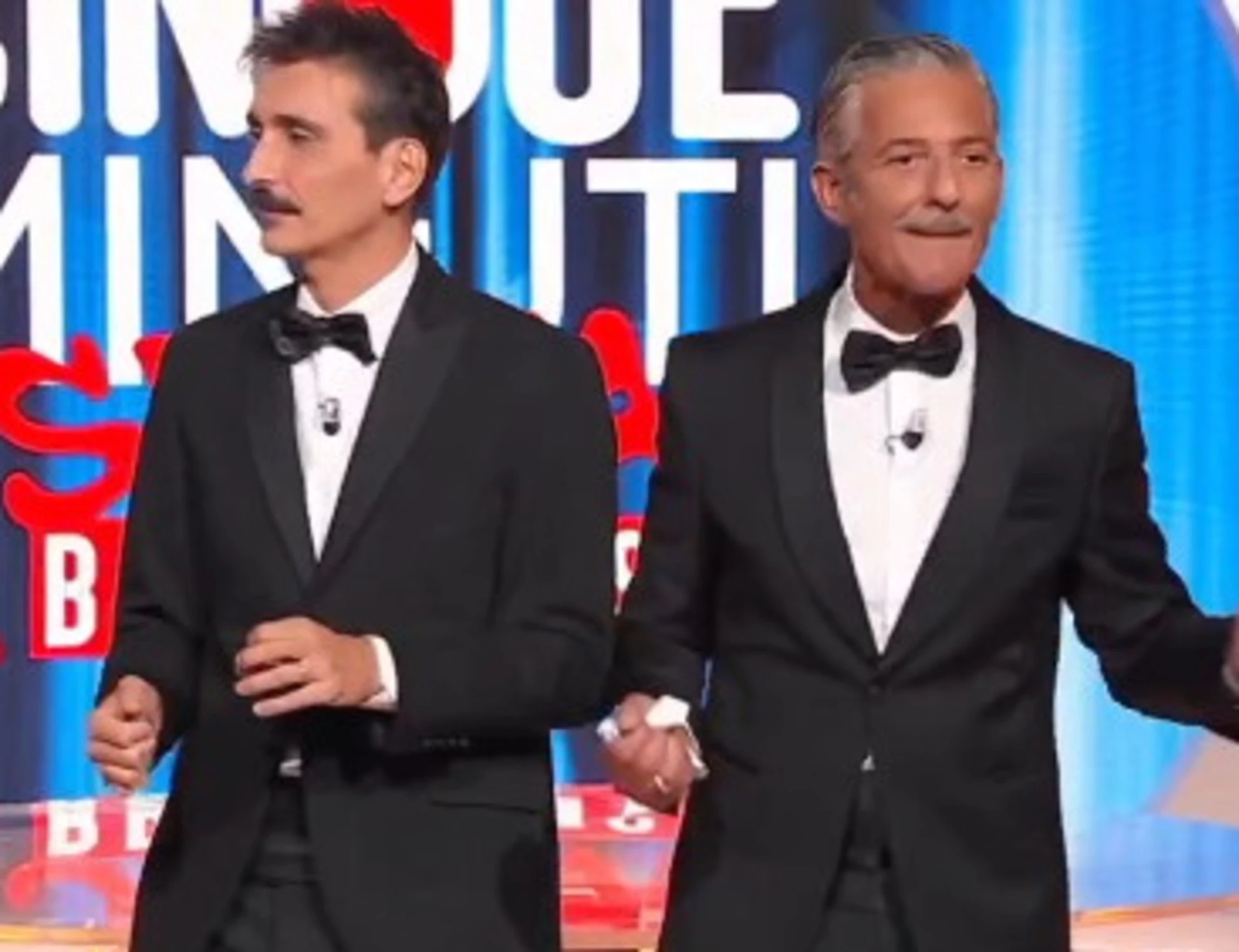 Fiorello, blitz da Vespa: il messaggio a De Martino