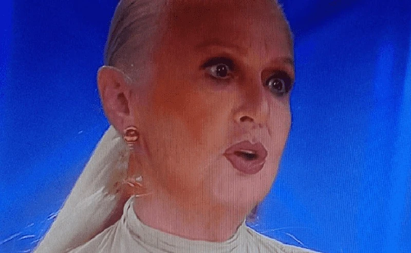 Tale e quale Show, Loretta Goggi e il dettaglio che non avevate notato: sconcerto in studio da Carlo Conti