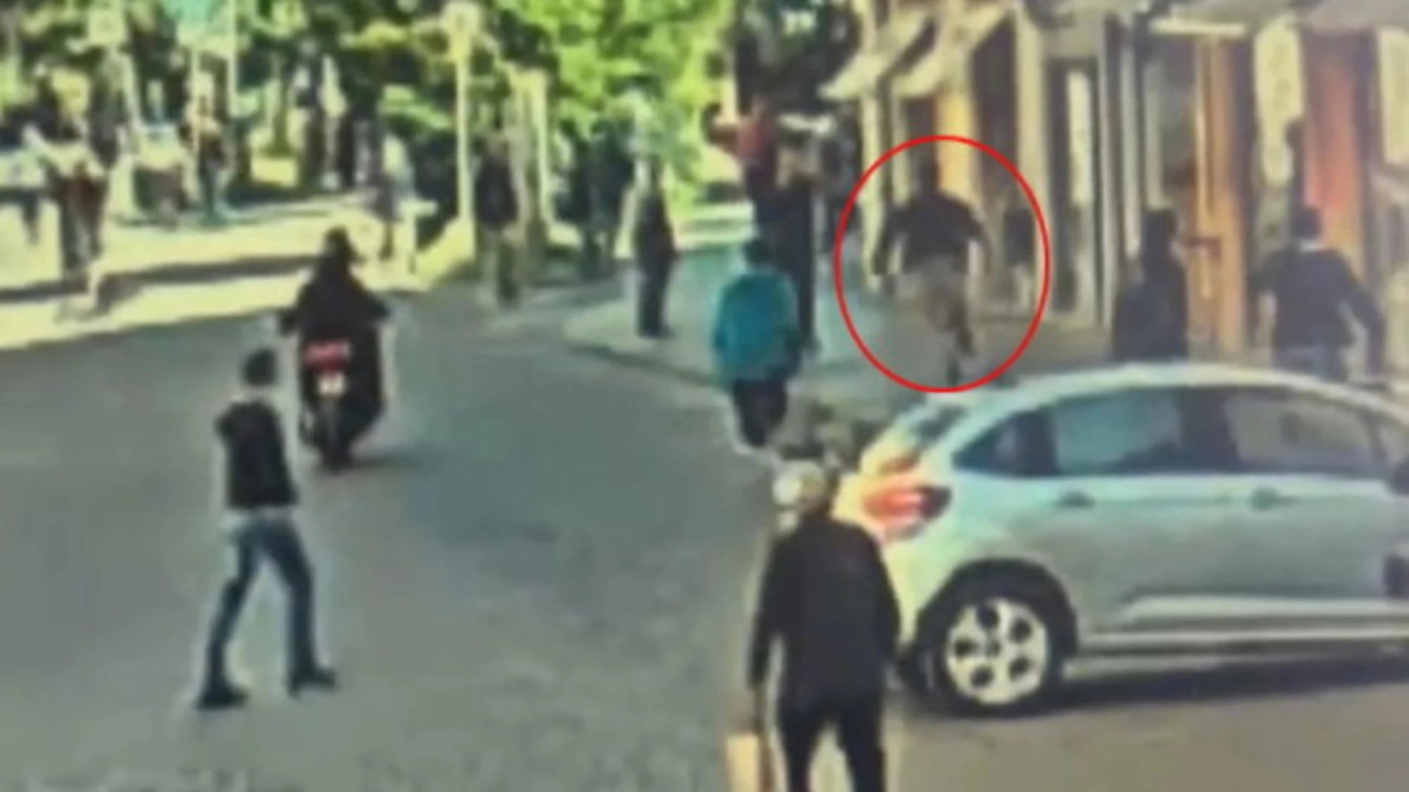 El Koudri, spuntano dei video-choc dell'attentatore di Modena: "L'Italia va distrutta"