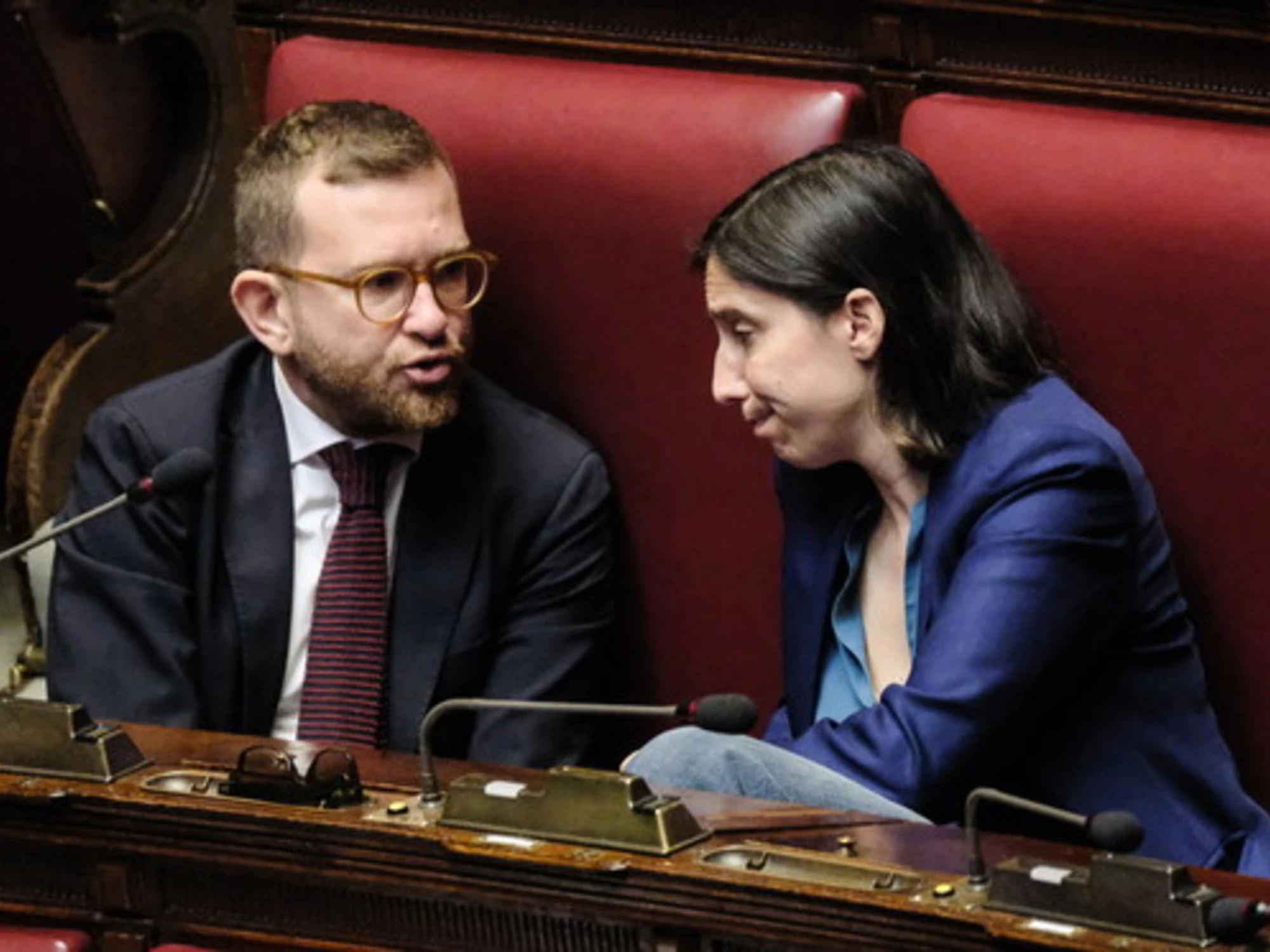 Iran, la sparata di Provenzano e Schlein: "Meloni non conceda a Trump uso delle basi italiane"