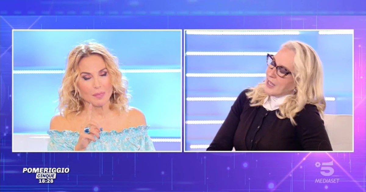 Pomeriggio 5, "ma hai capito quanto è grave?": risatina sbagliata, Barbara D'Urso picchia duro su Eleonora Giorgi