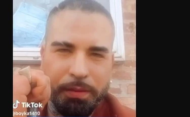 Ancona, 39enne rapina una banca. Prima questi video deliranti, poi la follia: dove si fa beccare
