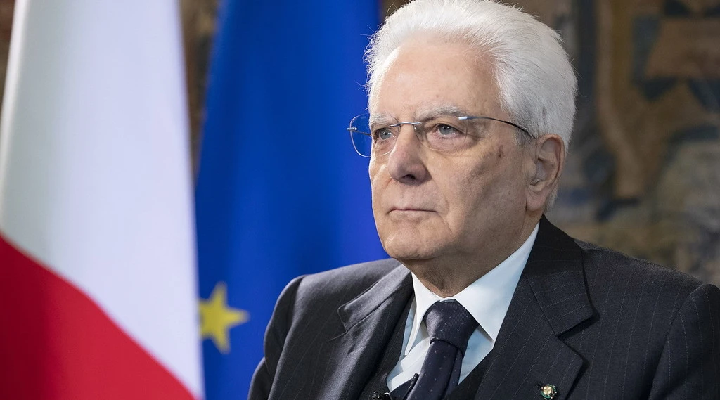 Sergio Mattarella risponde a Chistine Lagarde: "Ora come ora all'Italia serve solidarietà non ostacoli"