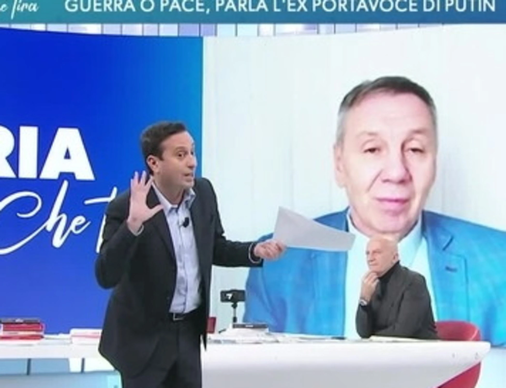 L'Aria che tira, David e il russo: la sitcom più politica della tv italiana