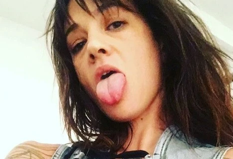 Asia Argento, la drastica decisione: "Troppi haters, non sono più serena"