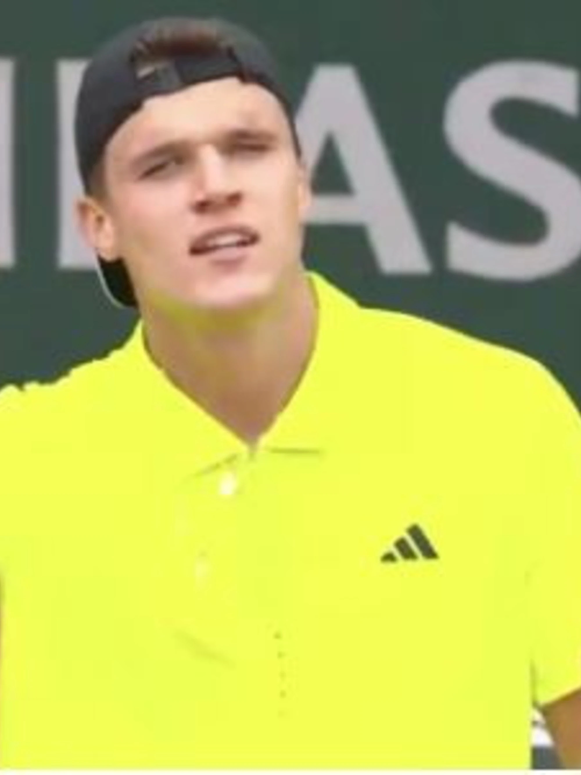 Sinner, Mensik fa infuriare i francesi: "Mi dicevo fai come Nole contro Jannik"