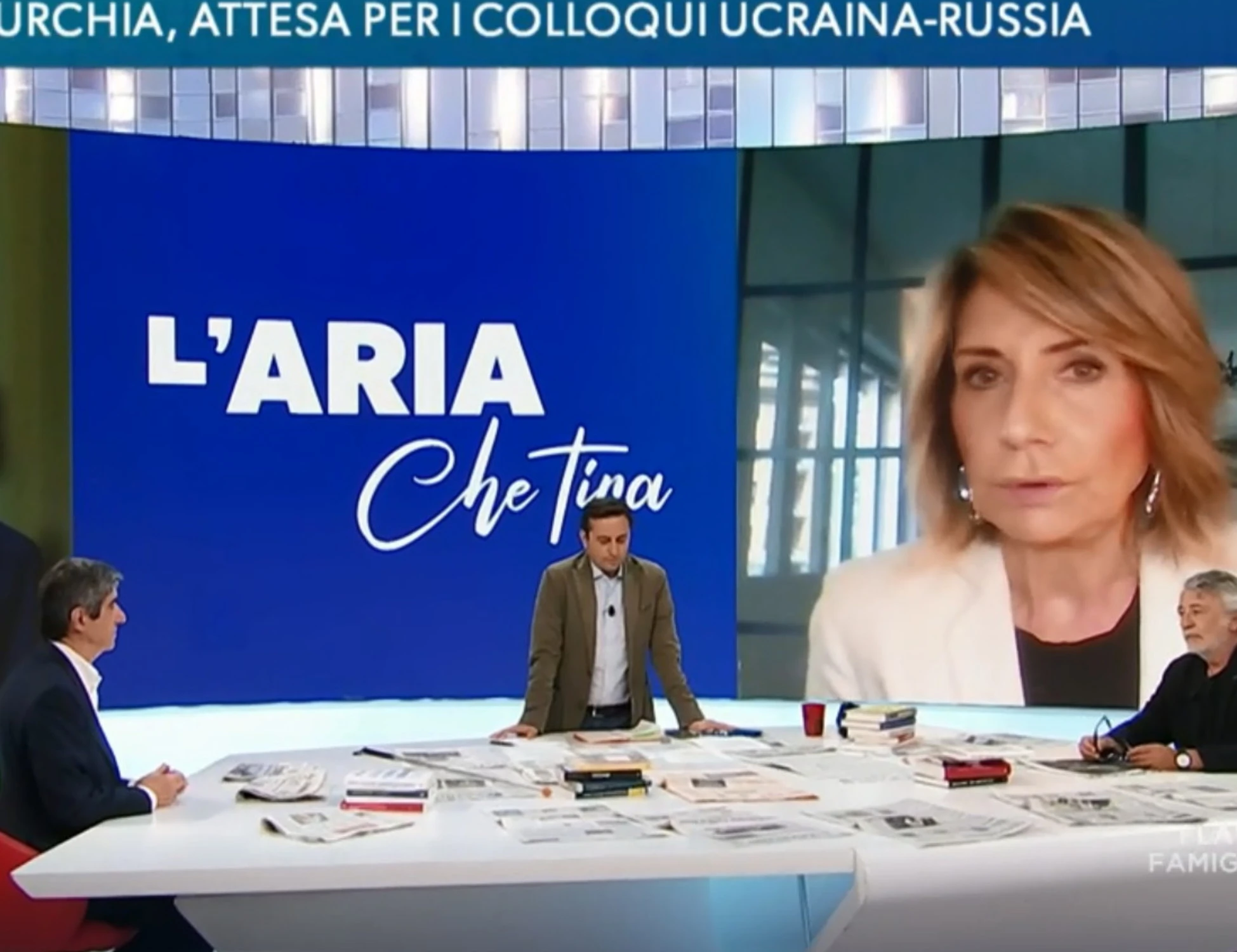 L'Aria che tira, Riotta contro Ferrario: "Non capisci", "Forse tu"