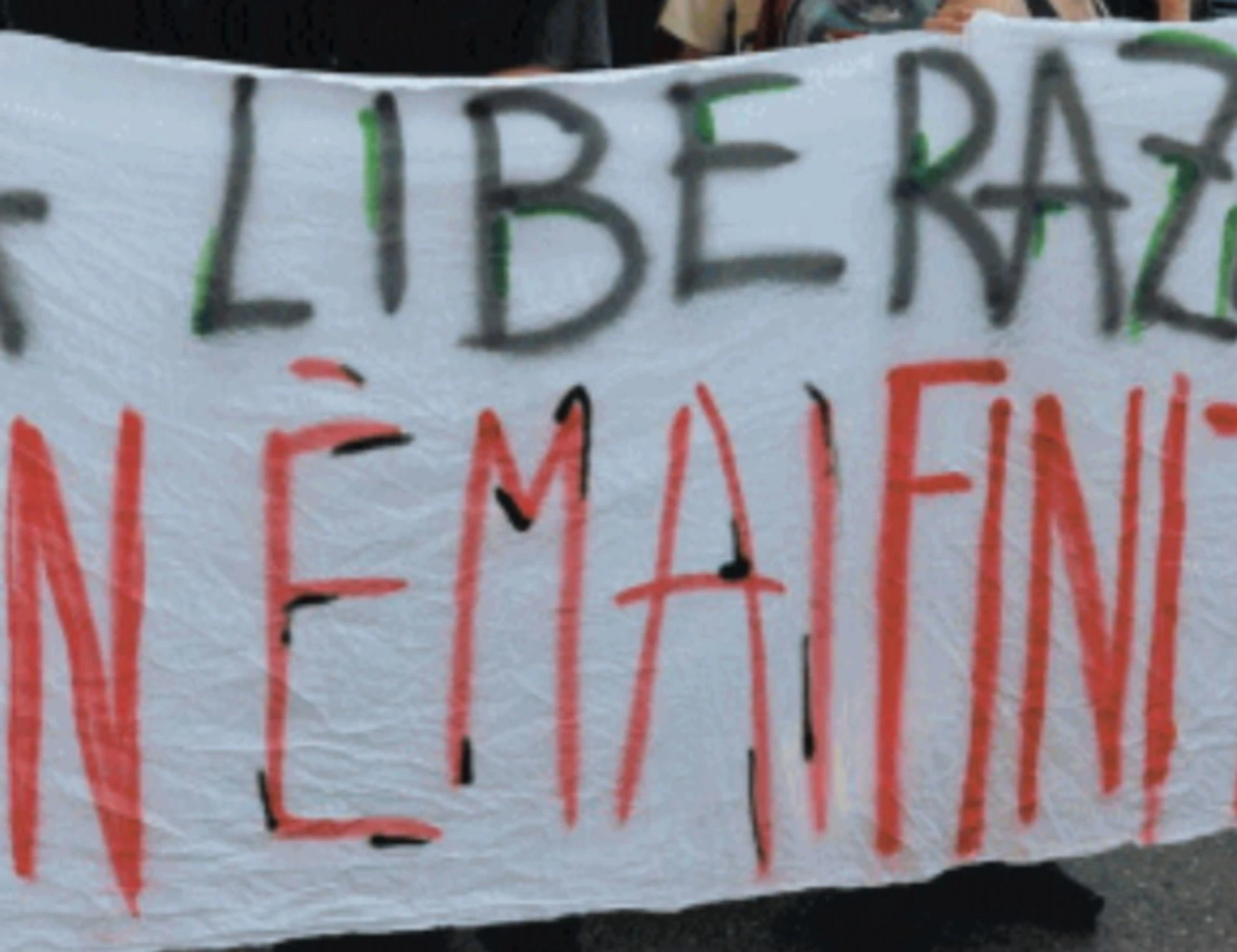 Aiuto, gli elettori di sinistra chiedono più antifascismo