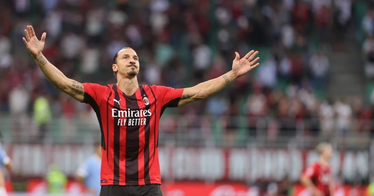 Milan, altalena di emozioni: il Bologna rimonta in 9, poi Ibra si fa perdonare per l'autogol. Rossoneri primi