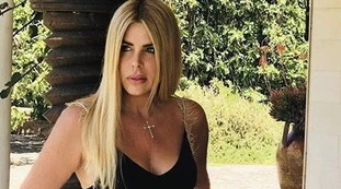 Loredana Leciso, trionfo di sensualità: occhio alle cosce, uno scatto da antologia