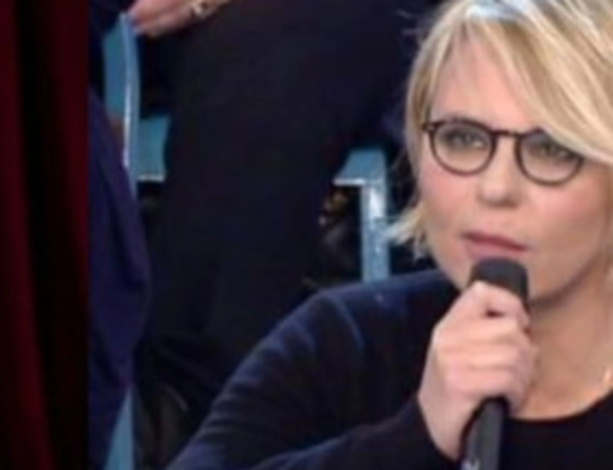 De Filippi-Carlucci, guerra senza quartiere