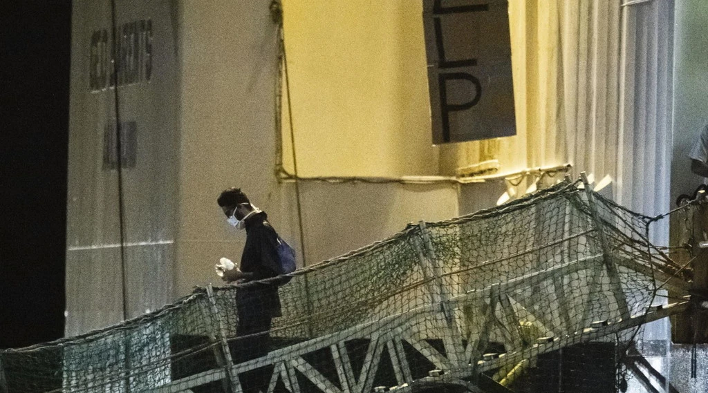 Ong, la Geo Barents è in porto: cosa accadrà alla nave dopo la stretta