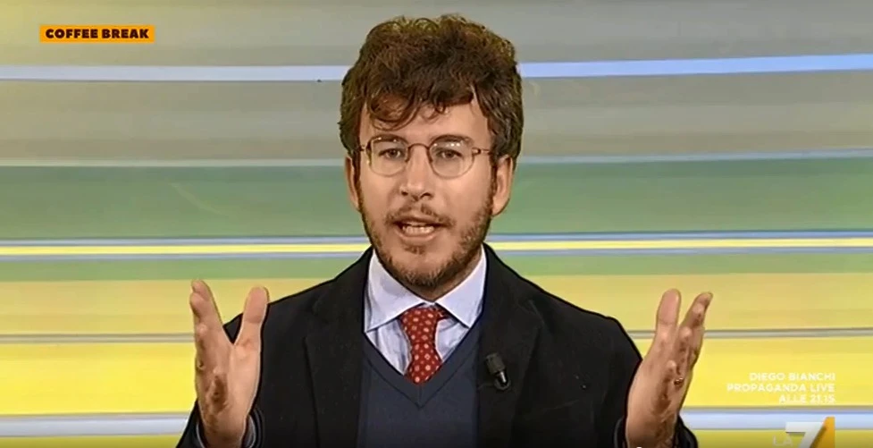 Coffee Break, Diego Fusaro sbrocca contro il piddino Andrea Romano: "Ma come si permette..?"