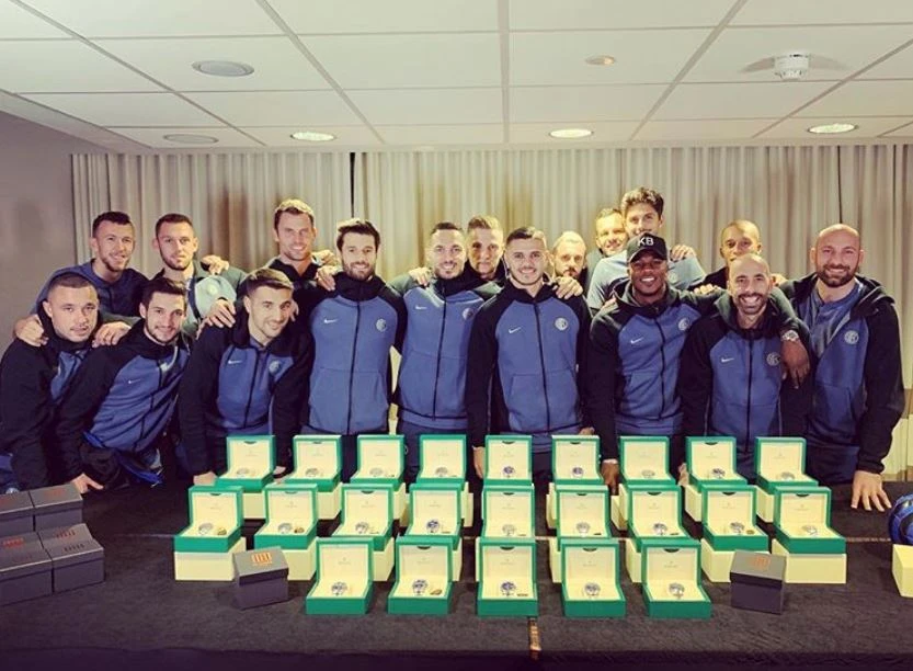 Mauro Icardi, il regalino a 34 compagni dell'Inter per il titolo di Capocannoniere: a tutti un Rolex
