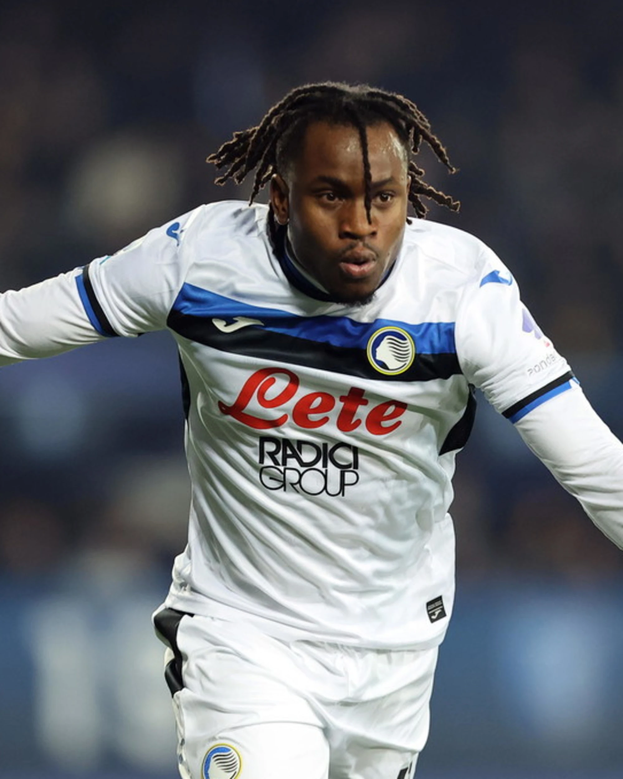 Lookman a Zingonia, accolto così dai tifosi Atalanta: striscione spietato