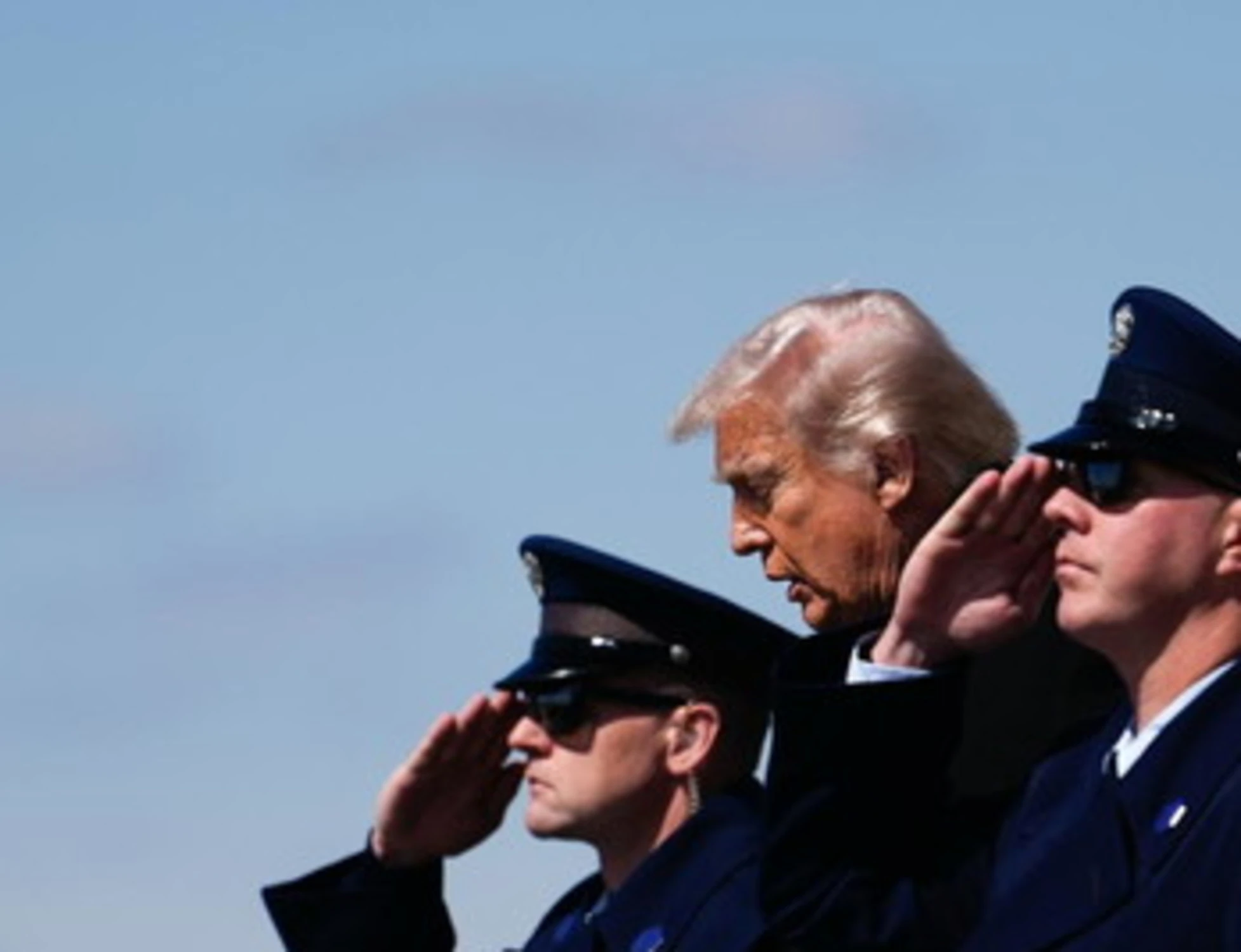 Iran, la giornata. Trump: "Accordo o Kharg sarà distrutta". E su Madrid: "Non ci serve il vostro aiuto"