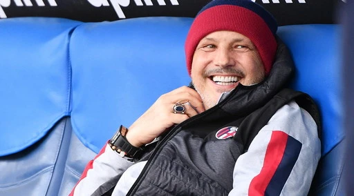 Sinisa Mihajlovic: "Ho fatto due guerre, mesi in ospedale. Che problema è restare a casa?"