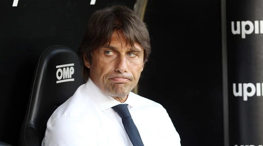 Inter, il futuro di Antonio Conte è lontano da Milano: Suning non lo esonera, la Premier e la Nazionale sullo sfondo