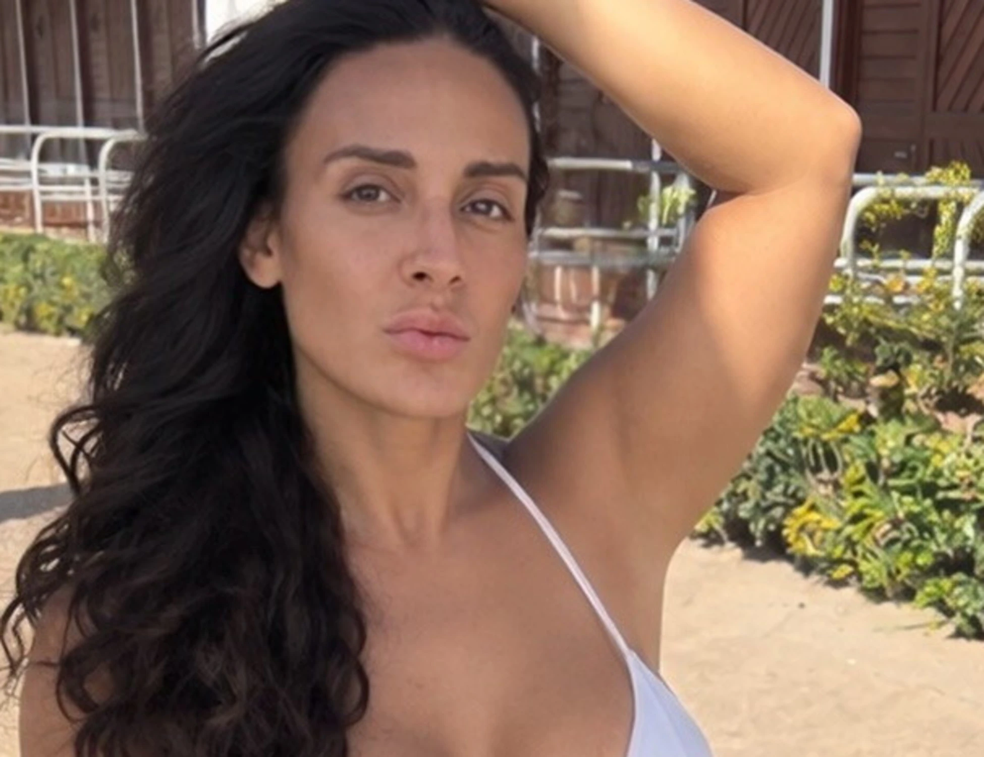 Francesca Manzini: "Ho perso 20 kg". La foto in bikini scatena il delirio