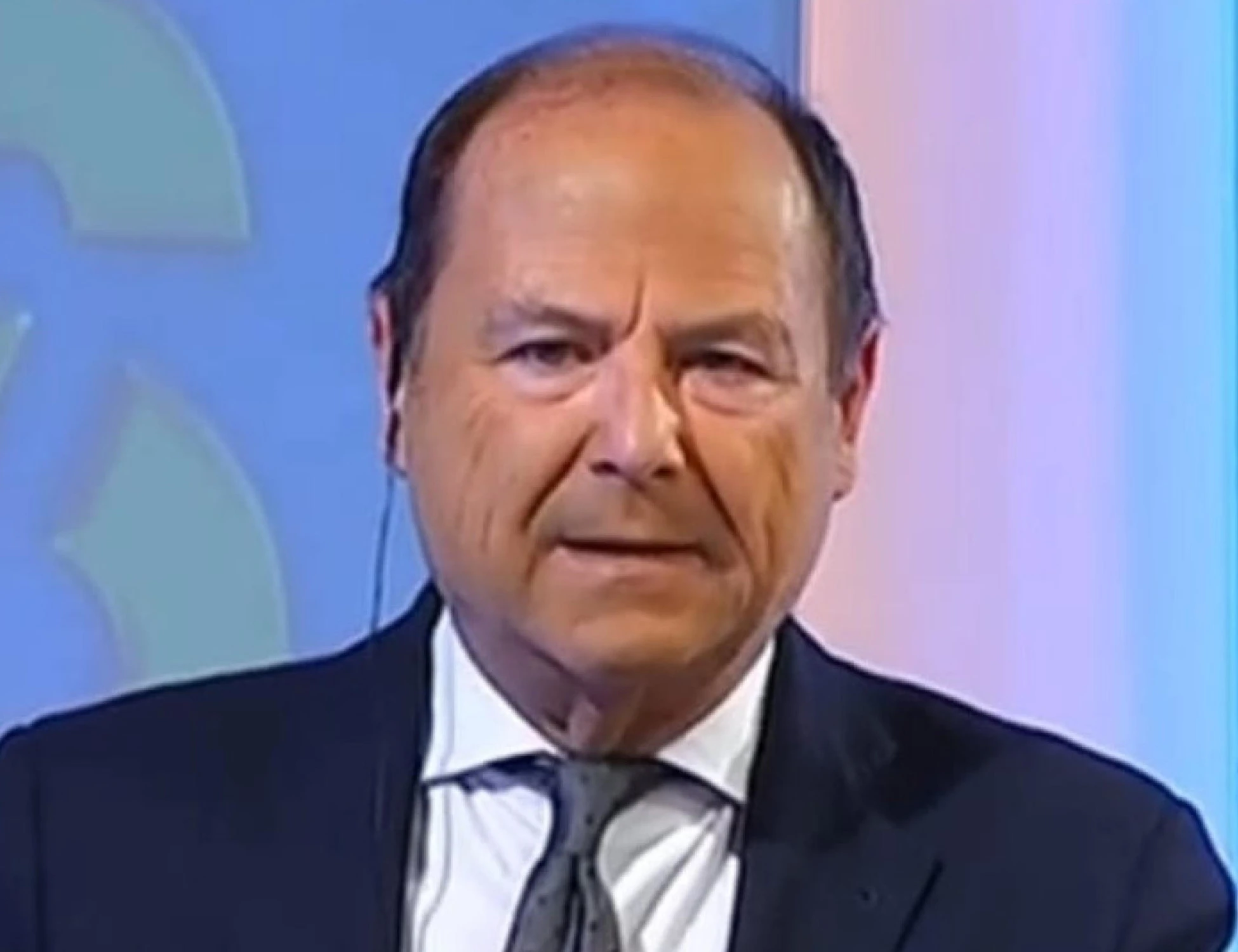 Luigi Bacialli, direttore di Tg Medianordest massacrato di botte in strada