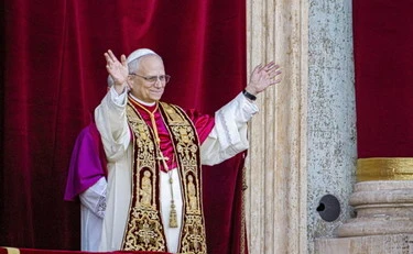 https://media.liberoquotidiano.it/bbAL7KYQvVbm4n-lr3zGUO8Ab2DuzKD9z_HVybzvtnU/width:800/quality:90/aW1hZ2VzLzIwMjYvMDUvMDUvMDkwMTUzOTA0LWRhNzFkNWVhLTU3NDQtNDU0NS05YTc0LTVjODNlNTdmNjRhZi5qcGc.webp