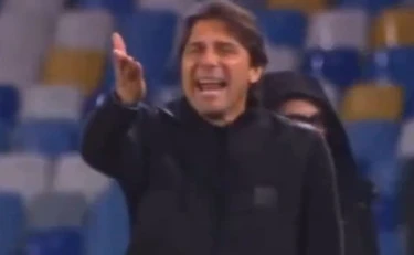 Napoli-Como, Antonio Conte perde il controllo: "Testa di ca***, vai a vedere". Verso la squalifica