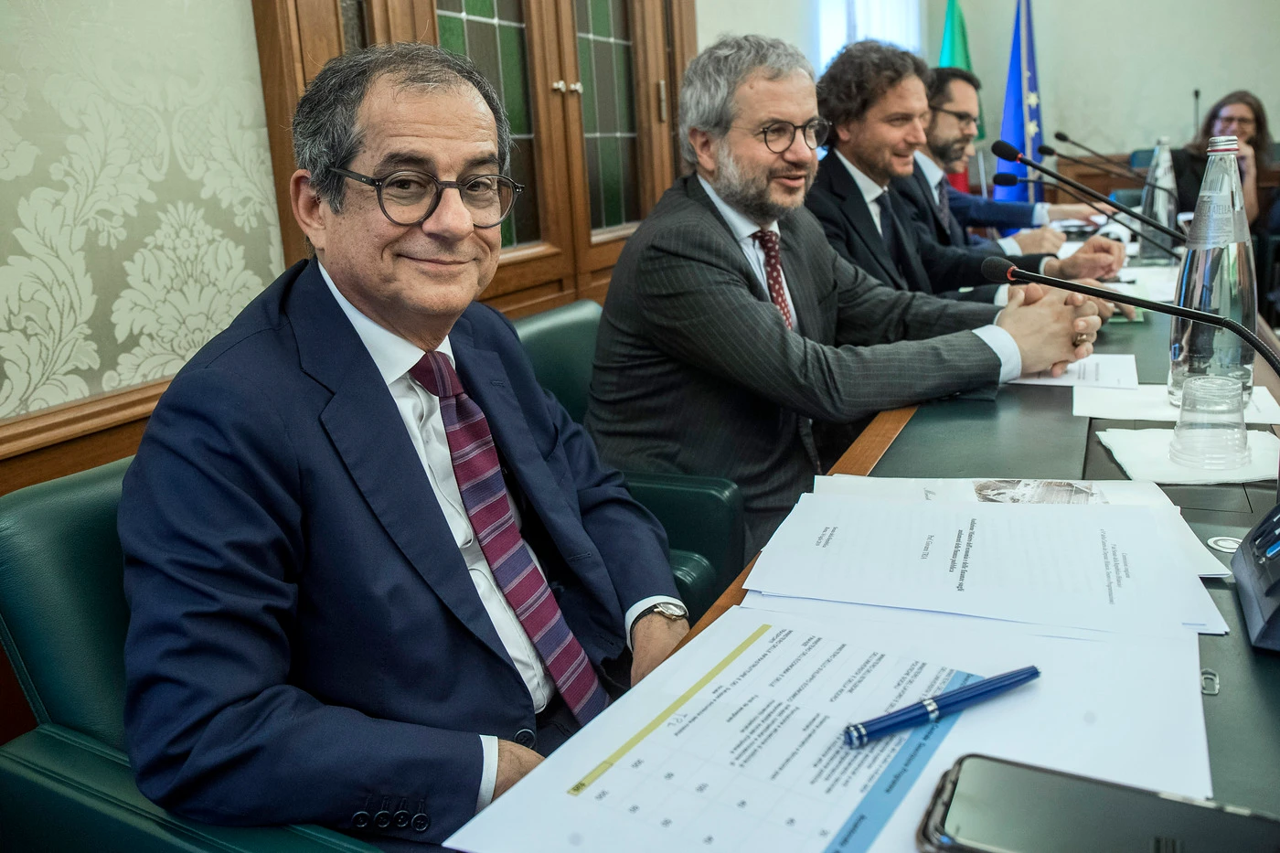Rai, truffa clamorosa: "Sono il ministro Tria, versatemi soldi in questo conto". Un terrificante sospetto