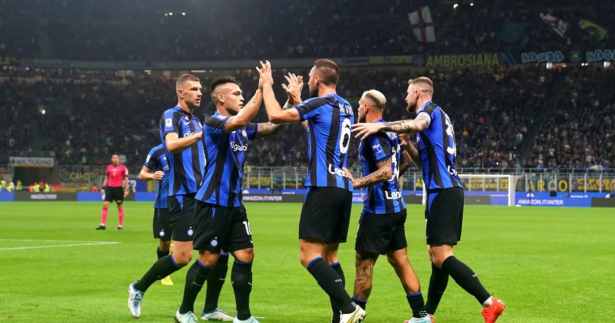 Inter, la rincorsa continua: tris alla Samp, quarta vittoria di fila