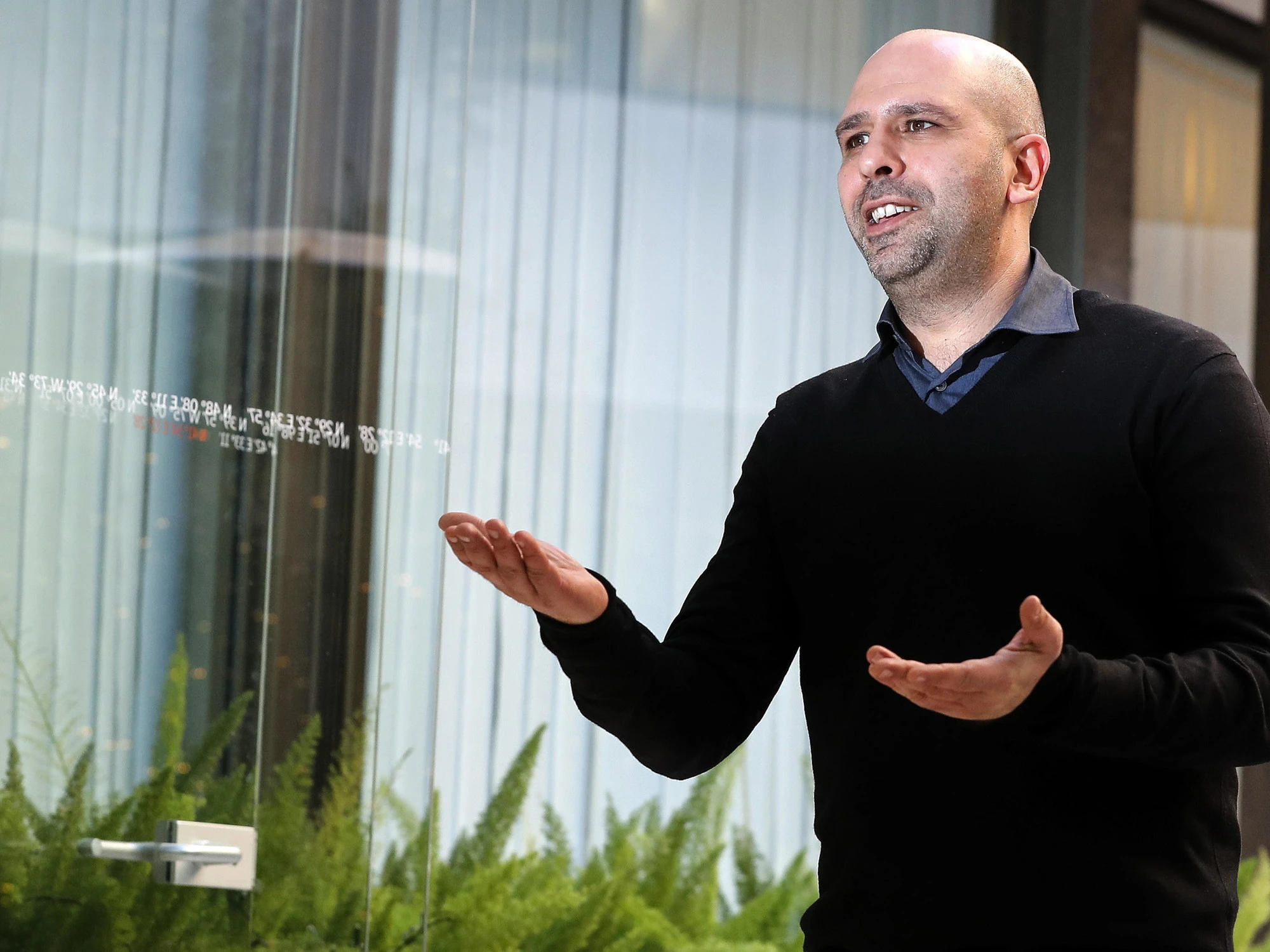 Checco Zalone nei guai: crollo dopo l'addio della moglie, quanto ha perso