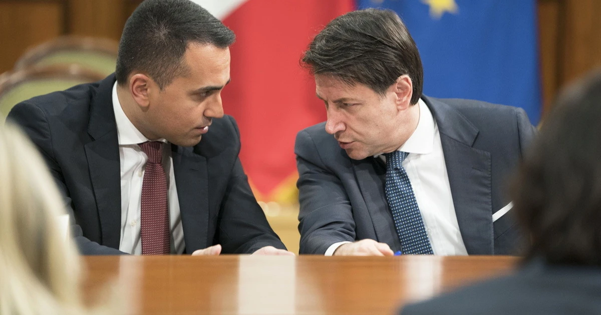 Coronavirus, l'appello di Luca Profenna per gli italiani bloccati all'estero: "Non capiamo come mai in molti Paesi non vengano organizzati voli dalla Farnesina"