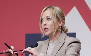 Giorgia Meloni contro Elly Schlein? Il sondaggio: finisce 70 a 30