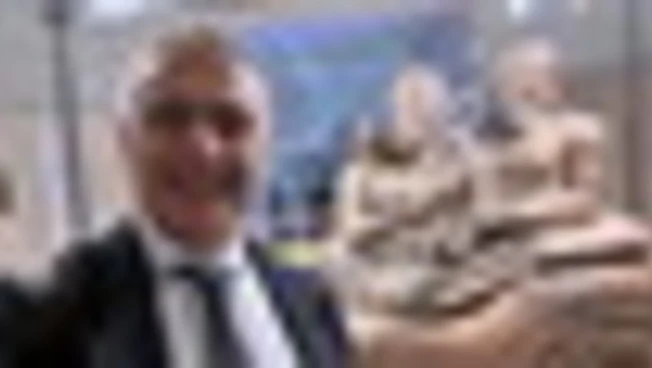 https://media.liberoquotidiano.it/bjikIx38EUybGJYd3xA19LI8qBXeoBD94ryJiBNZkDY/width:800/quality:90/aW1hZ2VzLzIwMjUvMTAvMTMvMTUwNzMxMTIwLWIxZjMzYjQzLTI4MmEtNDExYi1iMmZiLWIwMWJkYzJkMDUyYS5qcGc.webp
