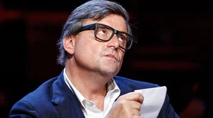 Carlo Calenda, il retroscena svela la farsa: "Ecco cosa vuole ottenere davvero"