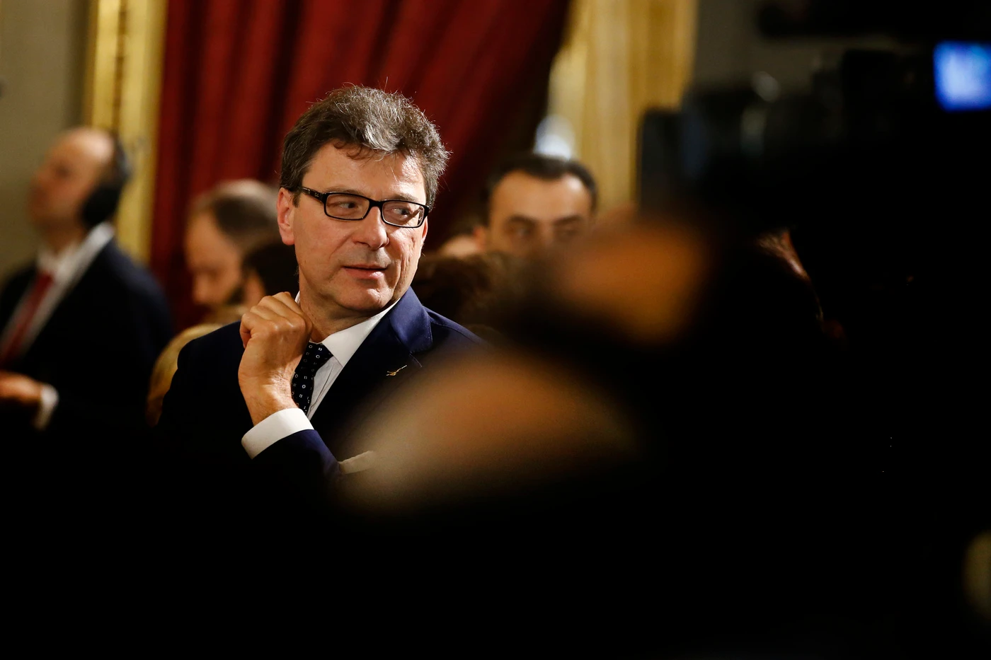 Giancarlo Giorgetti, il retroscena nel libro di Vespa: "Avevo messo in guardia Salvini su Savoini"