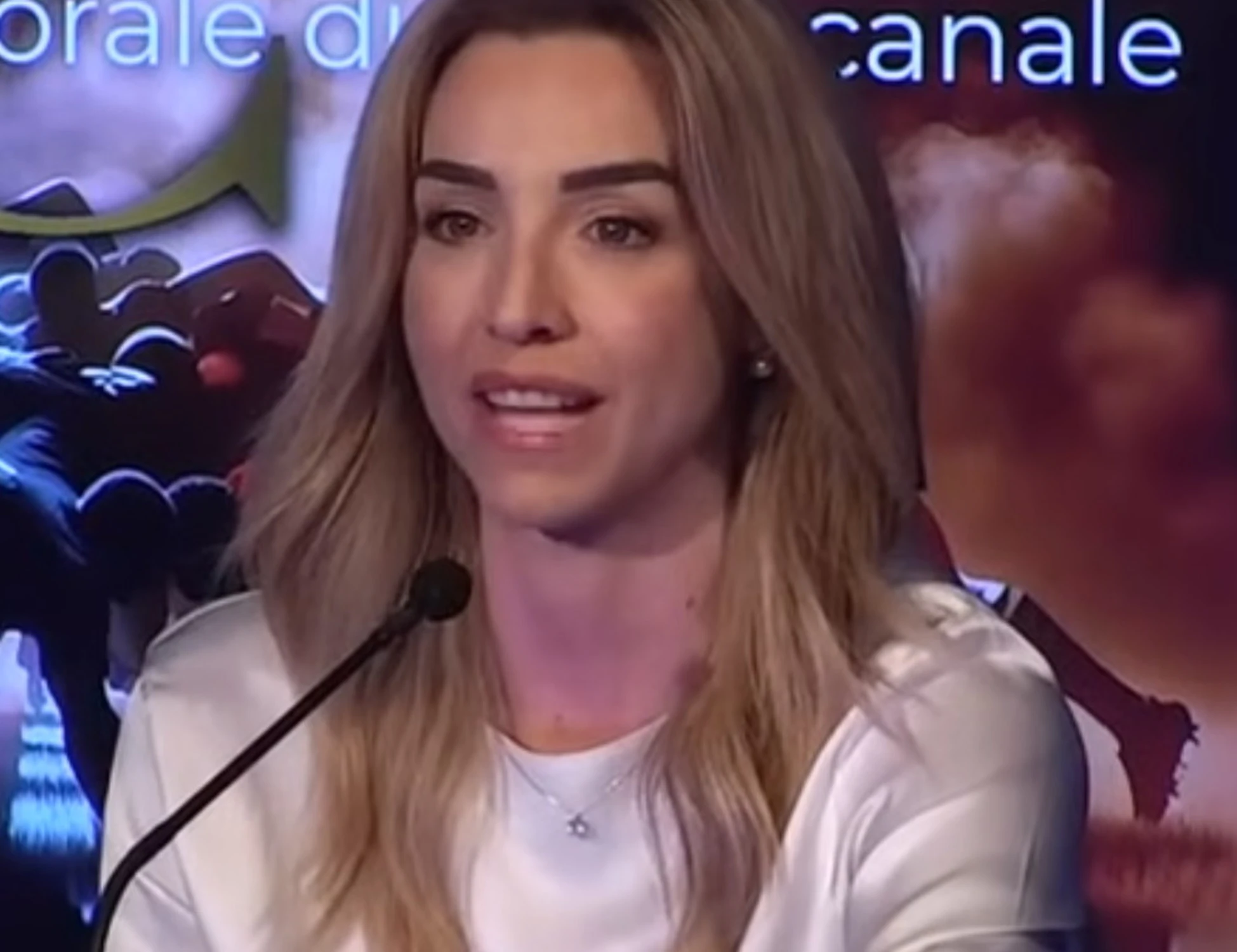Silvia Salis, il vero piano: vuole far fuori Elly Schlein