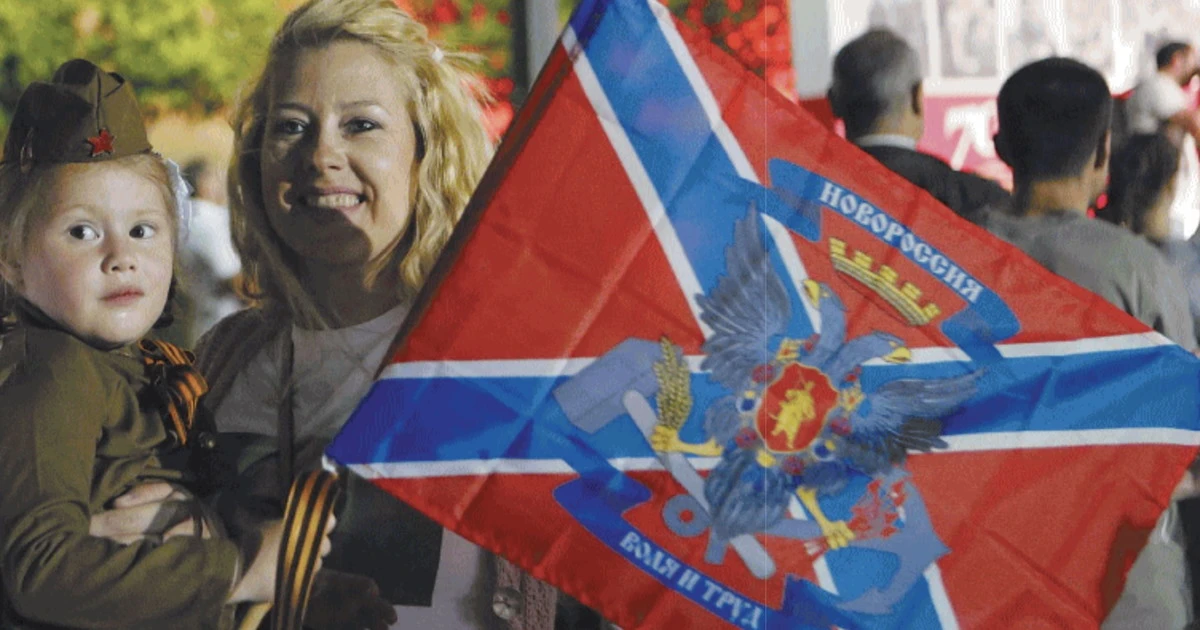 Donbass, paga triplicata e carte da gioco: così Putin "si compra" gli ucraini conquistati 