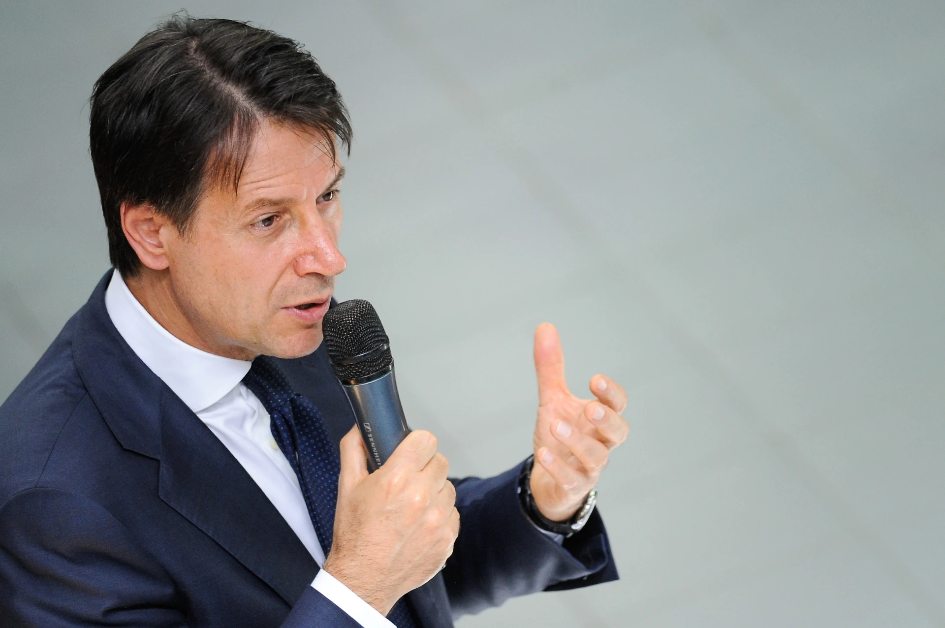 Giuseppe Conte, il sondaggio di Ilvo Diamanti che lo fa godere: numeri impensabili, leader d'Italia