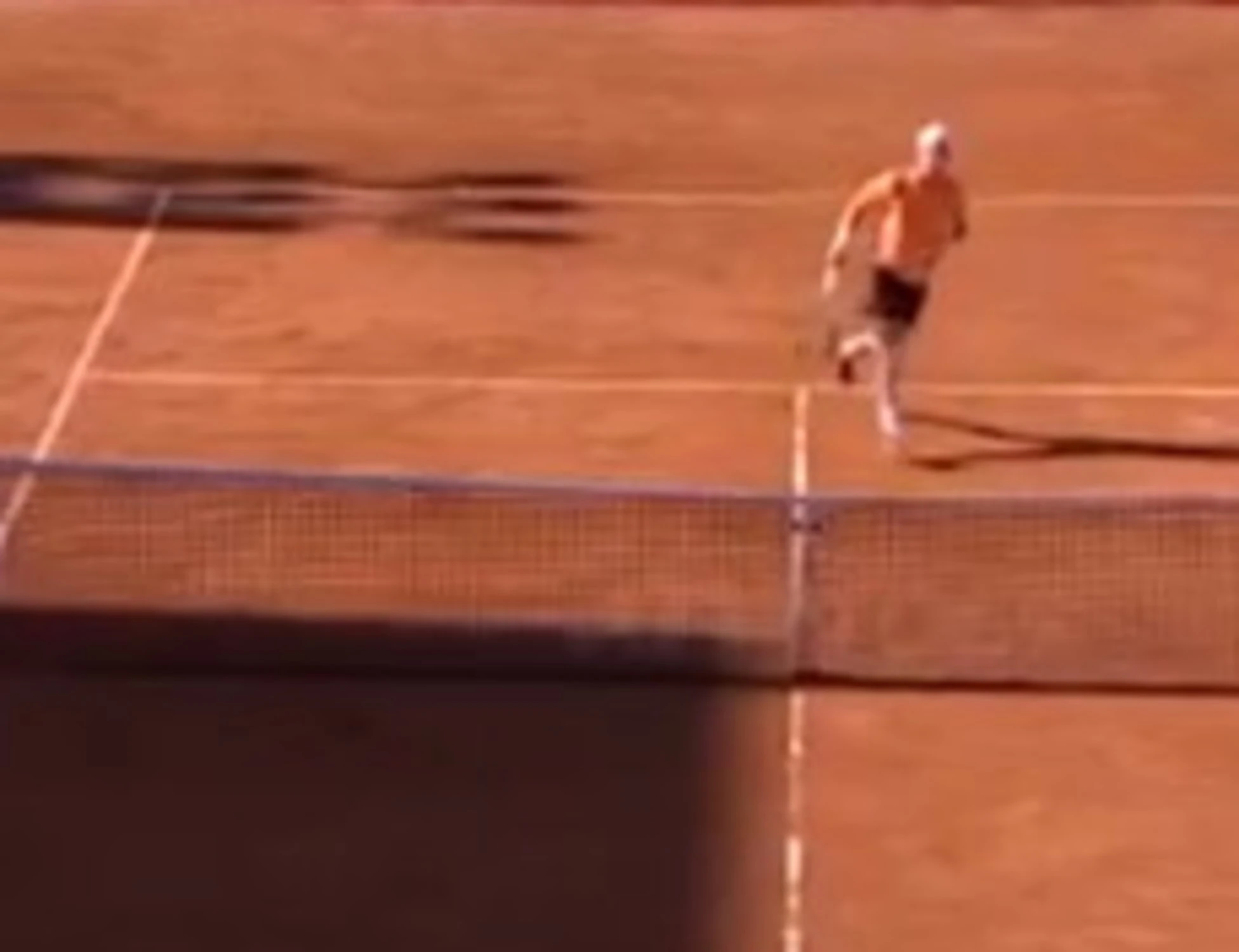 Jannik Sinner, vittoria in due set contro De Jong: il colpo con cui lo manda al tappeto