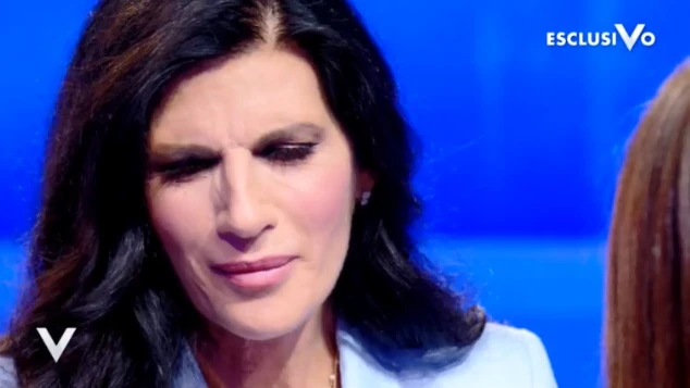 Verissimo, Pamela Prati sommersa dai debiti? "Ci penseranno gli avvocati", la rabbia della showgirl