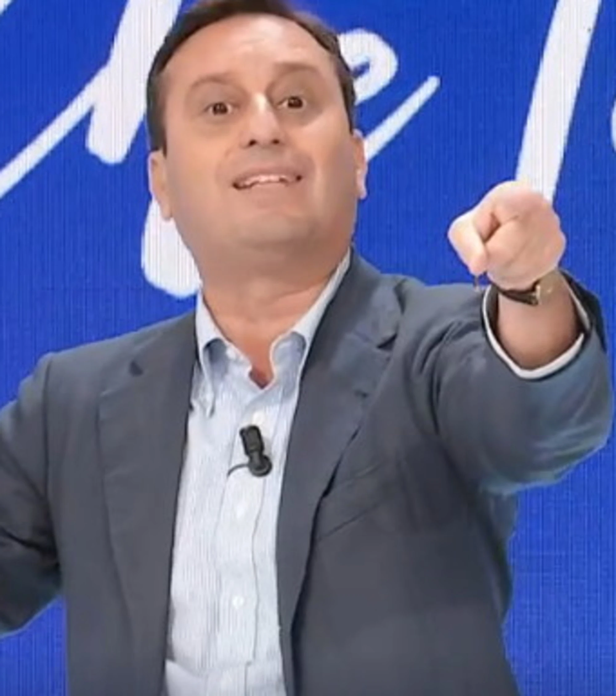 L'aria che tira, Parenzo sbotta col tecnico: "Non hai la clip? Trovala!"