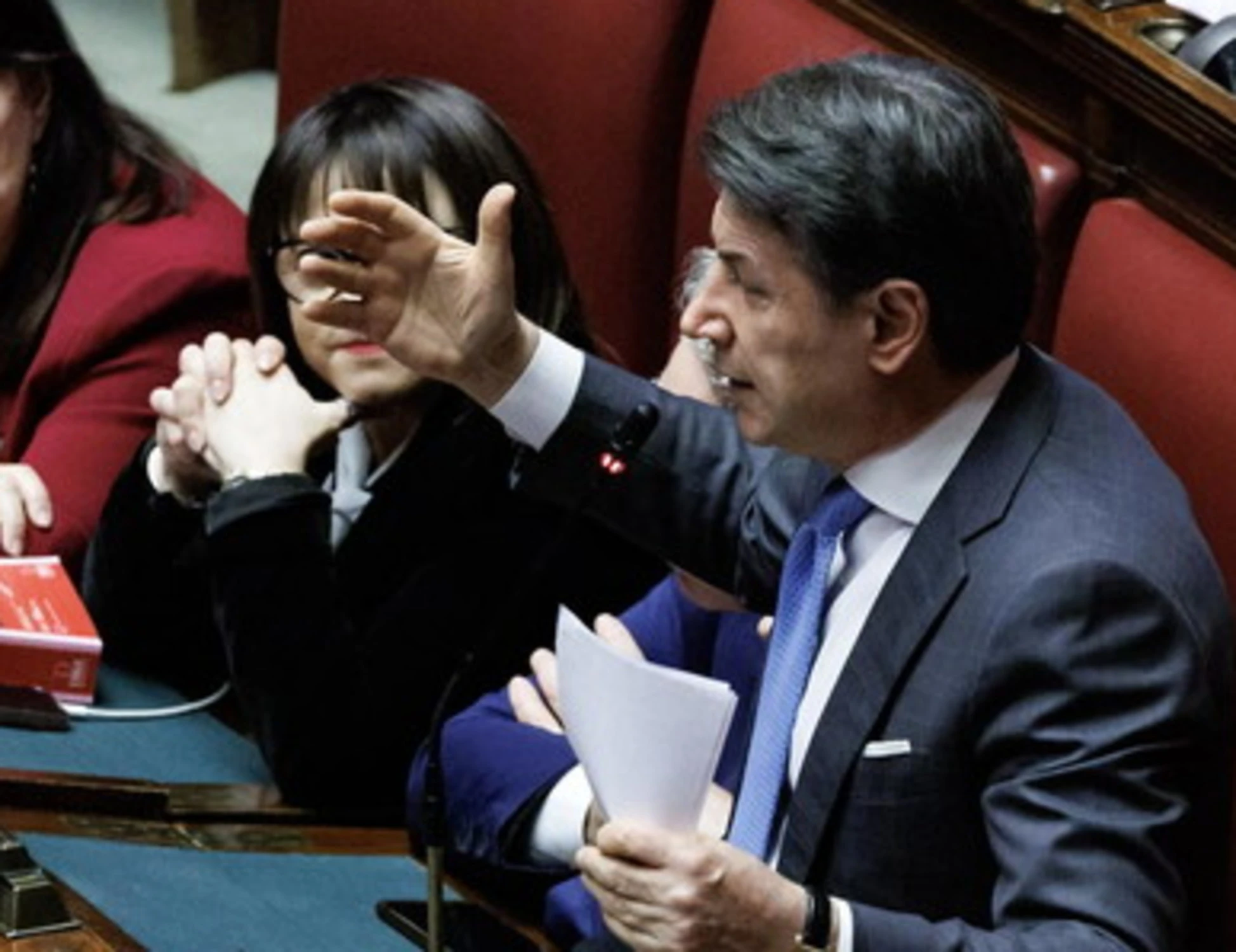 Giorgia Meloni, missione compiuta: lei parla, la sinistra delira