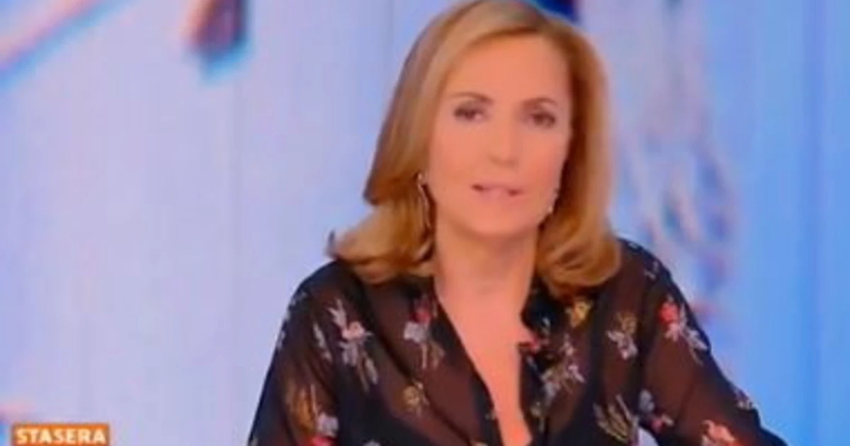 Stasera Italia, Barbara Palombelli e la "sfilata di giganti": Vittorio Feltri, Roberto D'Agostino e Guido Crosetto si "cuociono" Conte