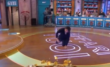 Affari tuoi, Herbert Ballerina umiliato pure da Gennarino: finisce male