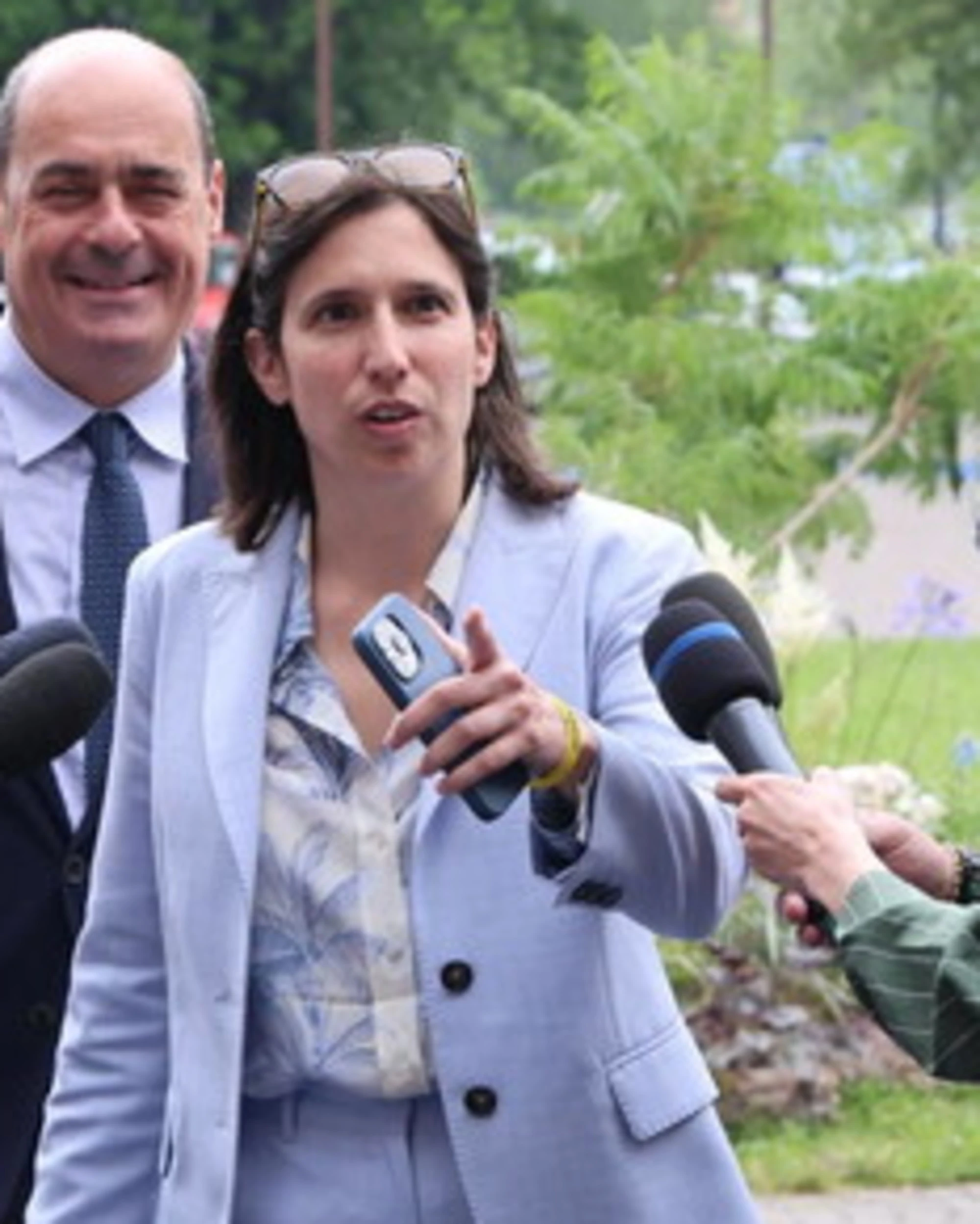 Elly Schlein, i fedelissimi fuori controllo: "Presto si vota!"