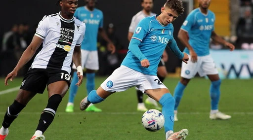 Success all'ultimo respiro, l'Udinese spera ancora: riacciuffato il Napoli
