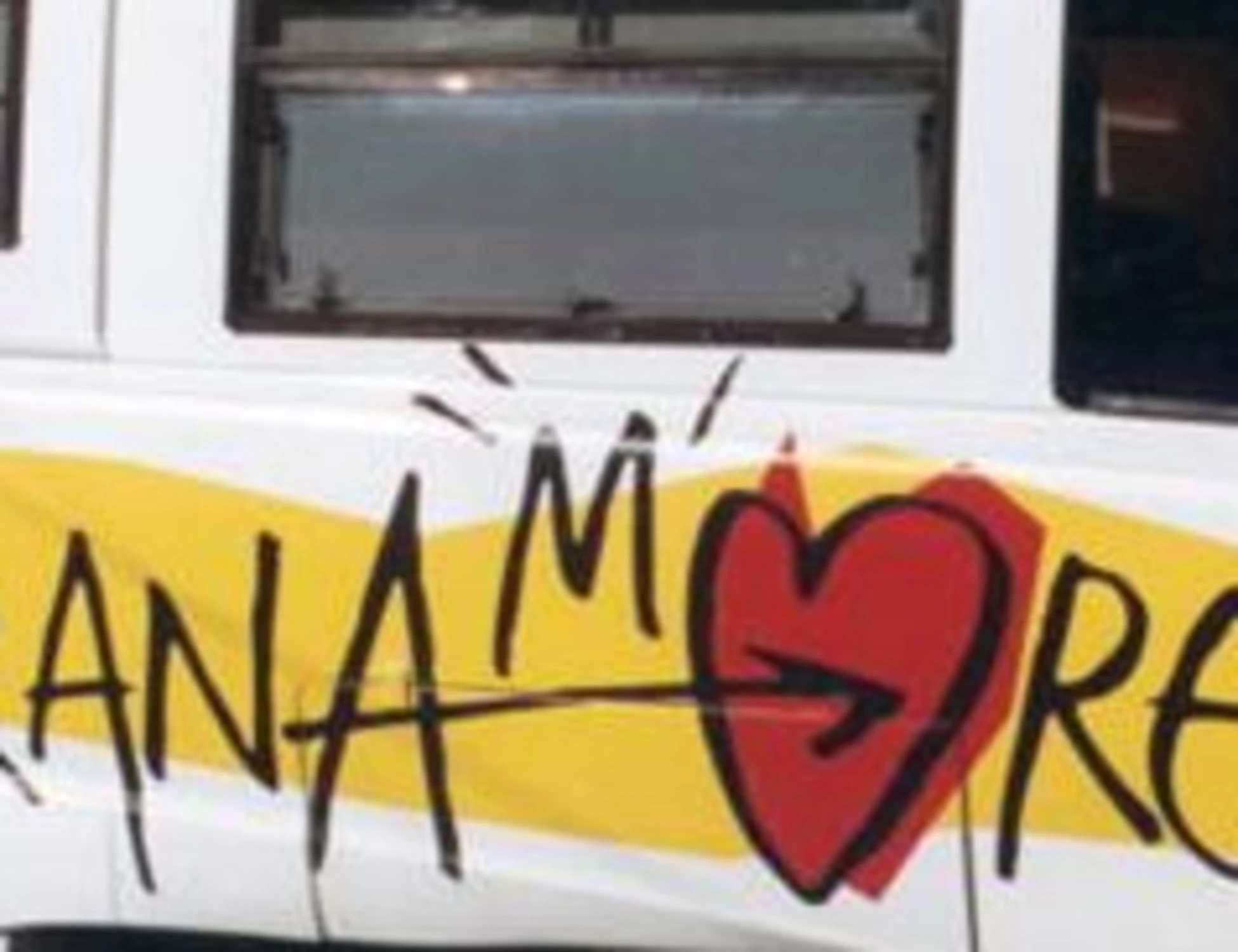 Stranamore e Il gioco delle coppie restano a Mediaset: i diritti bloccano tutto