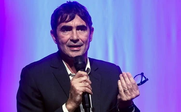 Nicola Fratoianni, rivoluzionario riluttante: "Che fatica essere qui di domenica"