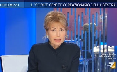 Lilli Gruber, l'appello-choc ai telespettatori: attacco frontale a Giorgia Meloni