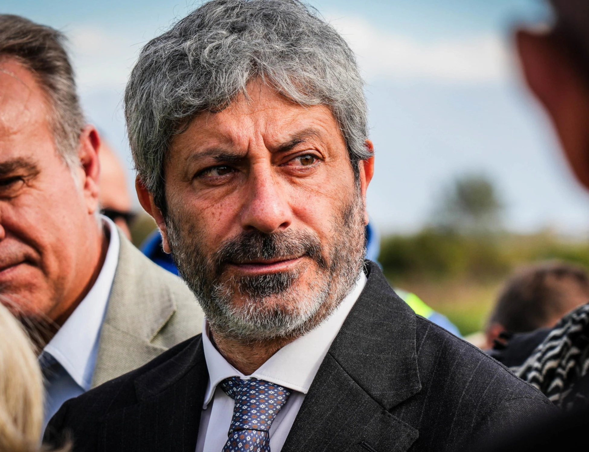 Campania, Edmondo Cirielli in rimonta: il sondaggio che fa tremare Roberto Fico