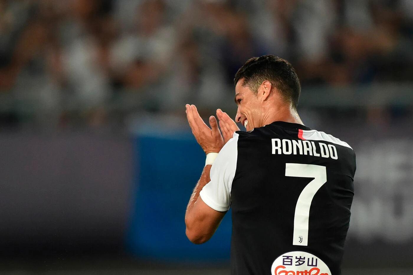 Juventus, Cristiano Ronaldo assente: scatta il blitz della polizia Corea